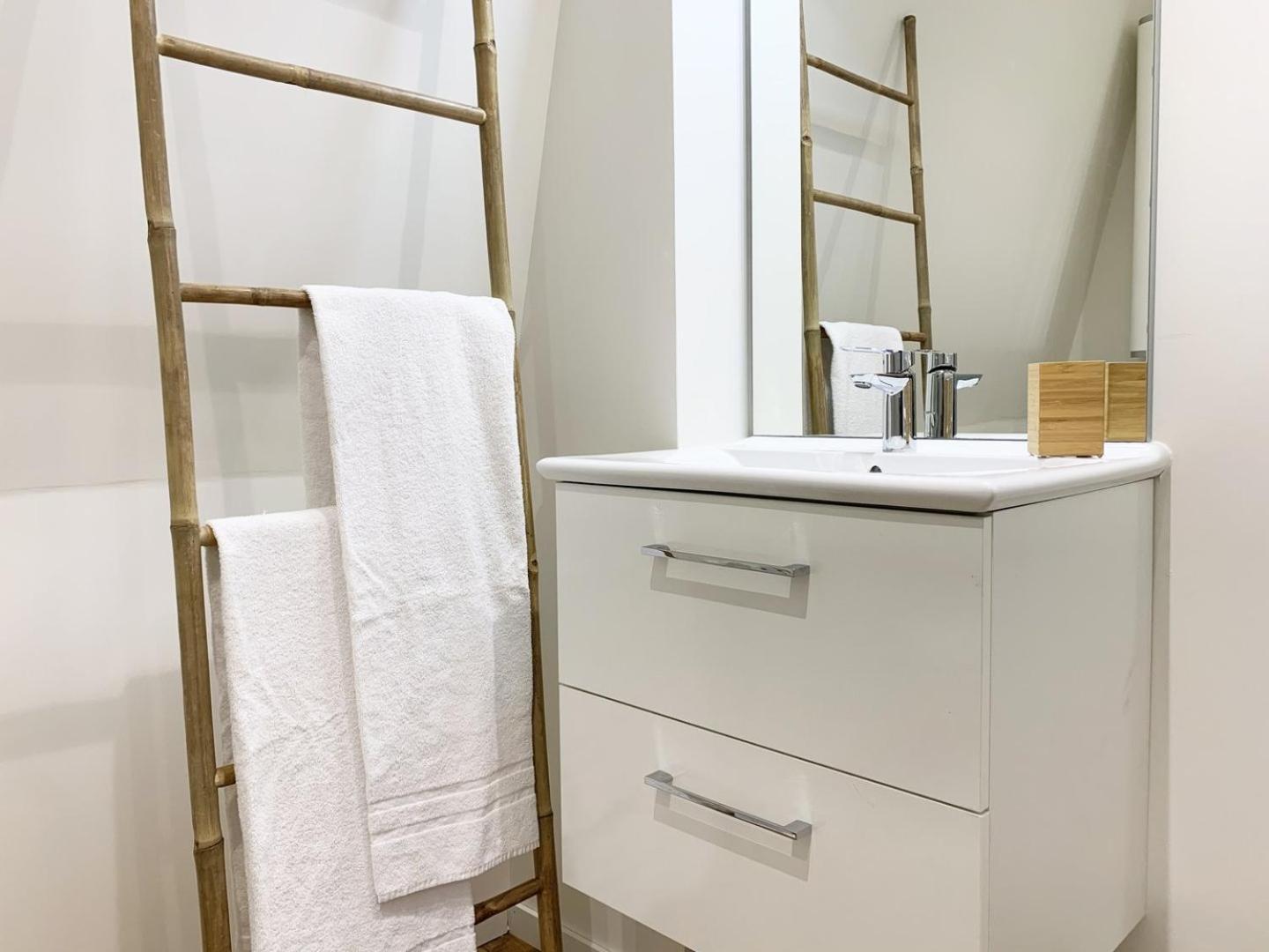 Monet - Appartement Pour 2 Personnes Chartres Exterior foto